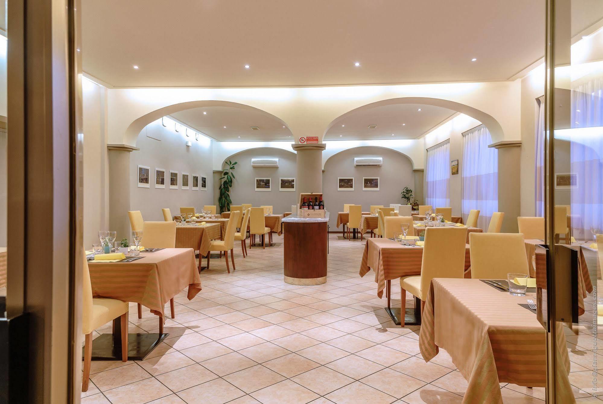 Hotel Sam