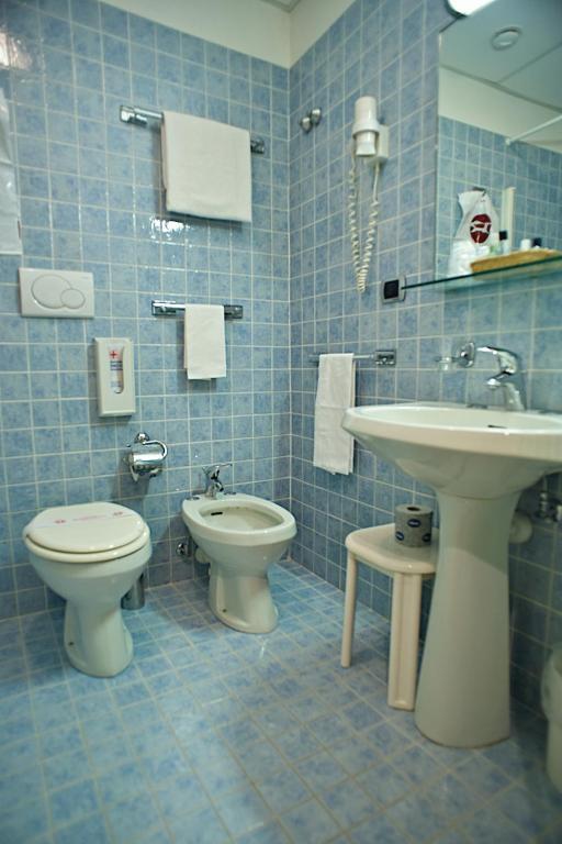 Sam Hotel 3*
